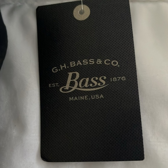 Sharp looking swimsuit - Picture 3 of 4